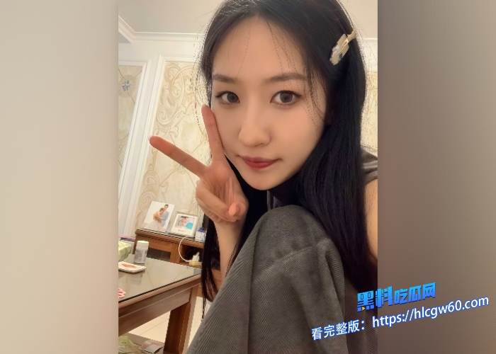 武汉城市学院御姐脸学妹马晨莹出台会所兼职被曝光大量性爱视频床上超骚喜欢握住大肉棒口爆 图2