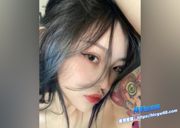 高颜值精神小妹为了买包被金主掐脖调教嘴塞内裤白嫩小妹被调教成小母狗各类玩法层出不穷小妹要被玩坏了 5