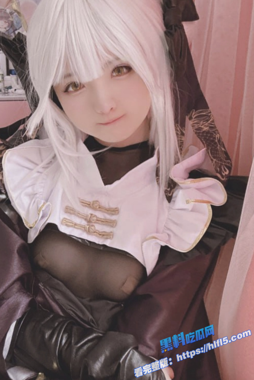 onlyfans极品福利姬 习呆呆 高价自慰视频流出 性感黑丝玉足极具诱惑 无毛白虎一线天！2