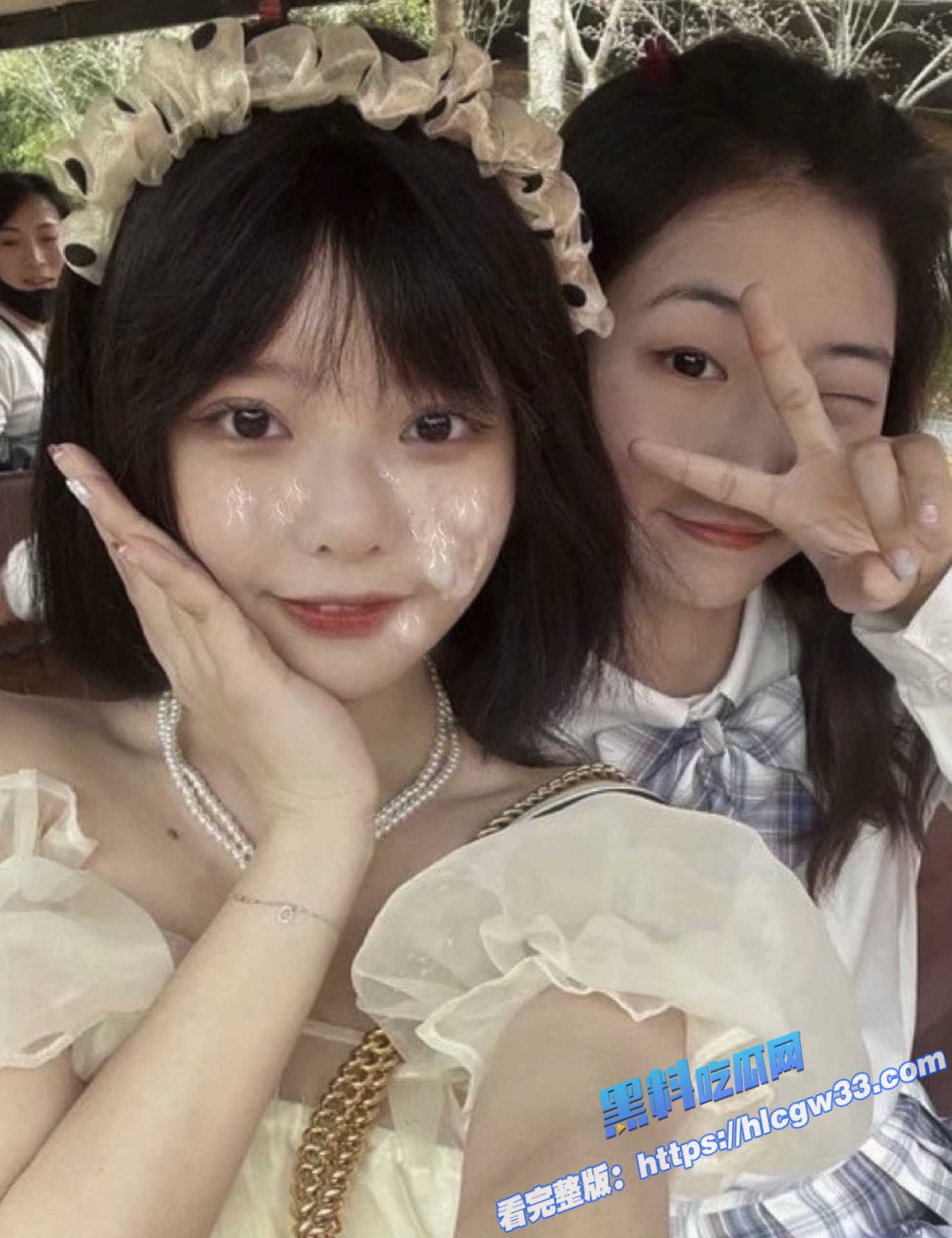 清纯大一学生妹 拍摄写真合集 背叛男友穿情趣内衣出轨摄影师 被后入无套爆操简直就是母狗20 清纯大一学生妹 拍摄写真合集 背叛男友穿情趣内衣出轨摄影师 被后入无套爆操简直就是母狗20