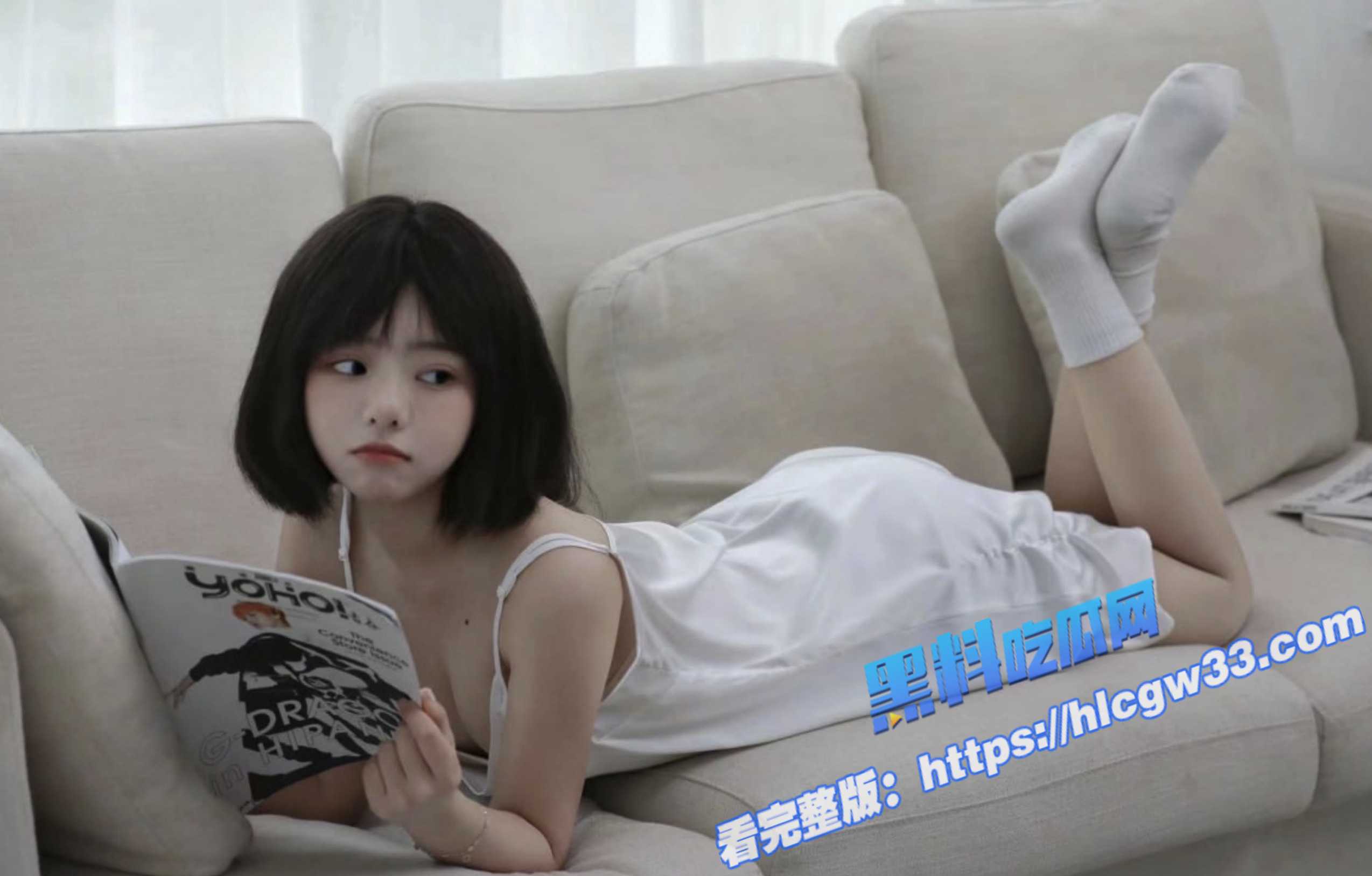 清纯大一学生妹 拍摄写真合集 背叛男友穿情趣内衣出轨摄影师 被后入无套爆操简直就是母狗21 清纯大一学生妹 拍摄写真合集 背叛男友穿情趣内衣出轨摄影师 被后入无套爆操简直就是母狗21