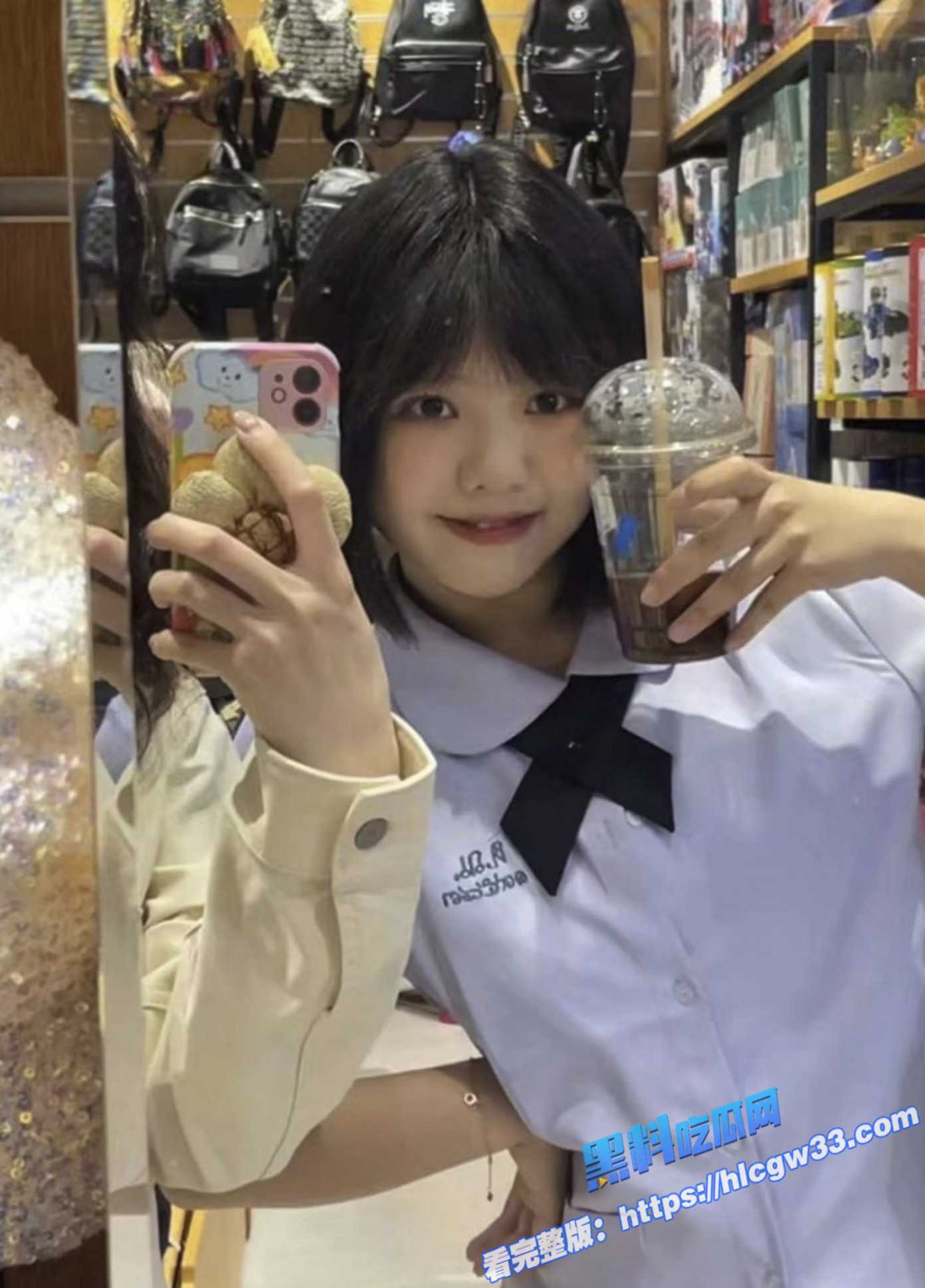 清纯大一学生妹 拍摄写真合集 背叛男友穿情趣内衣出轨摄影师 被后入无套爆操简直就是母狗30 清纯大一学生妹 拍摄写真合集 背叛男友穿情趣内衣出轨摄影师 被后入无套爆操简直就是母狗30