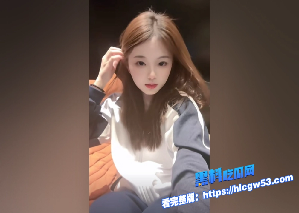 抖音30w网红阿月大王,调教男奴视频流出,清纯可人的脸下是暴力s女王谁能想到 2 抖音30w网红阿月大王,调教男奴视频流出,清纯可人的脸下是暴力s女王谁能想到 2