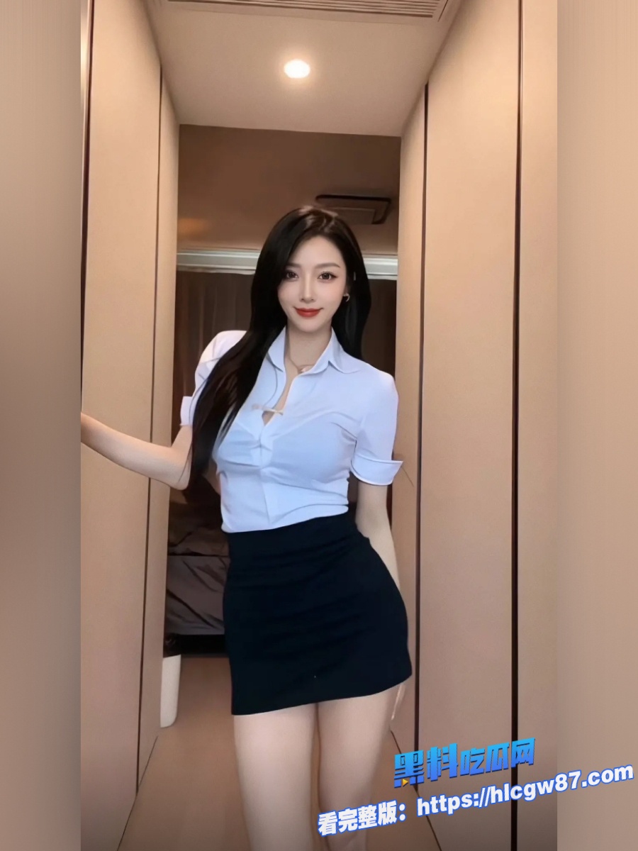巨乳反差少妇迷人奈 4