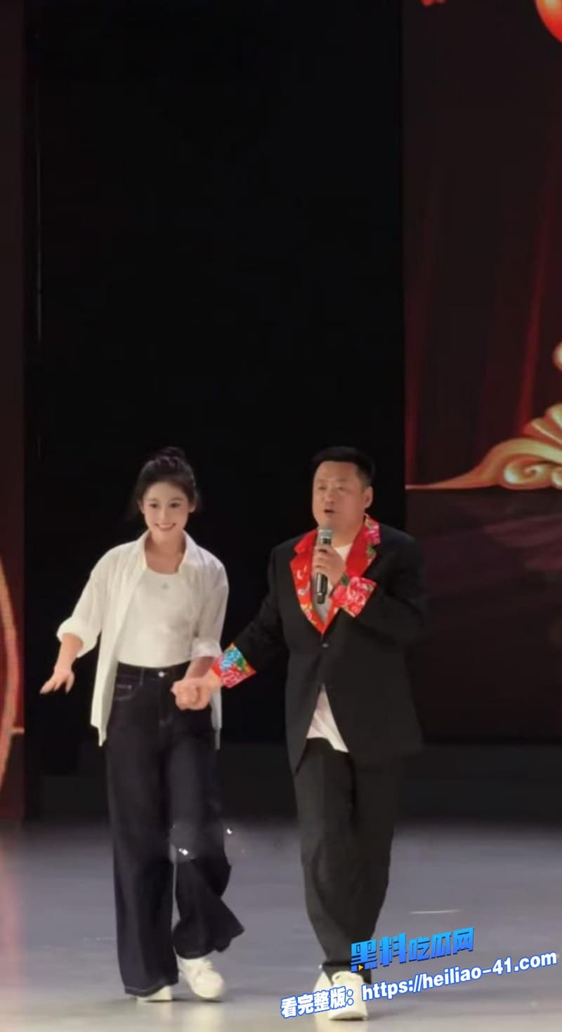 宋晓峰女儿 宋之馨被闺蜜孟可佳曝光三亚酒吧点男模约炮瓜友们瞬间炸锅14
