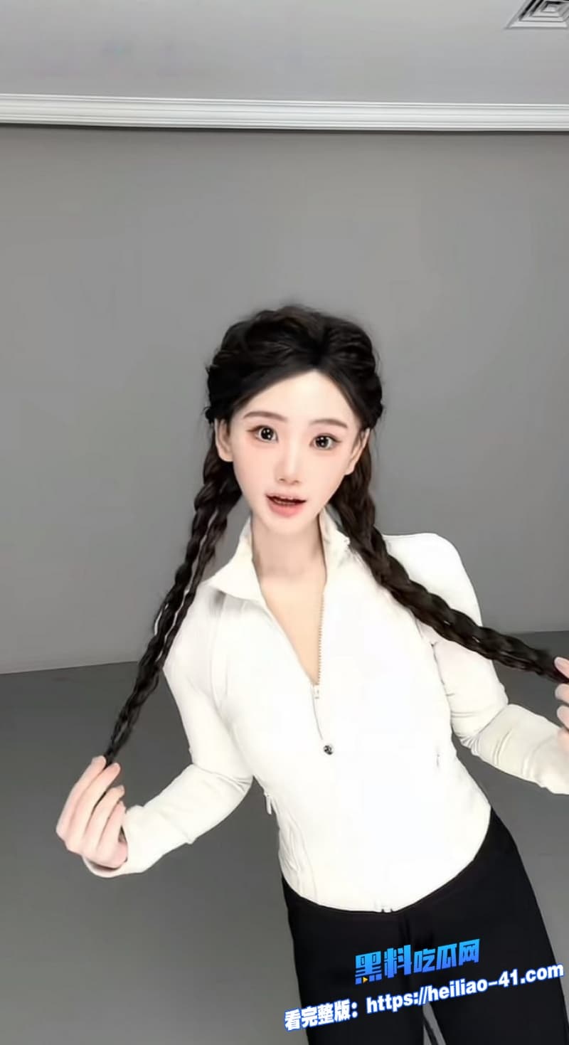 宋晓峰女儿 宋之馨被闺蜜孟可佳曝光三亚酒吧点男模约炮瓜友们瞬间炸锅19