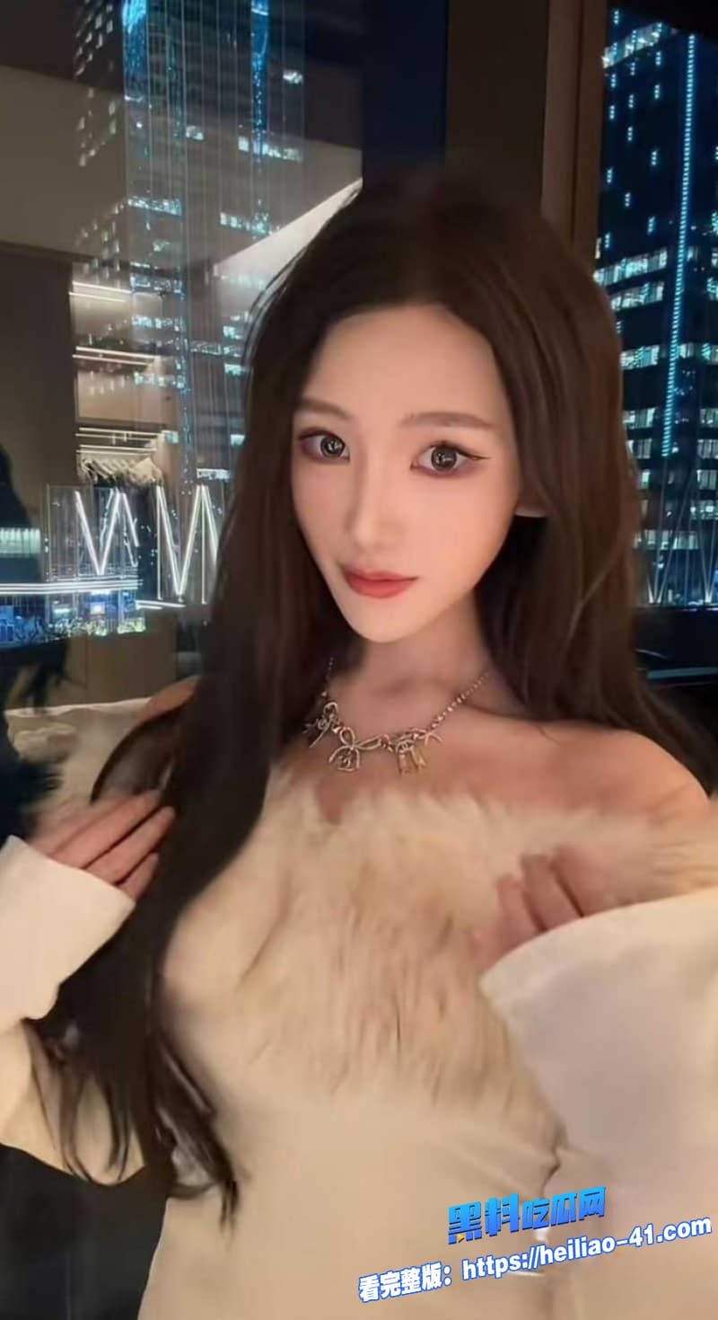 宋晓峰女儿 宋之馨被闺蜜孟可佳曝光三亚酒吧点男模约炮瓜友们瞬间炸锅20