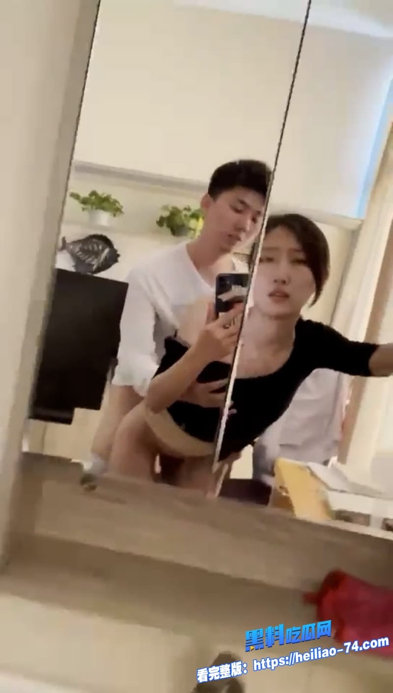 长春电影学院薛佳欣与男友性爱视频流出露脸口交淫荡的样子堪称发情母狗10 长春电影学院薛佳欣与男友性爱视频流出露脸口交淫荡的样子堪称发情母狗10
