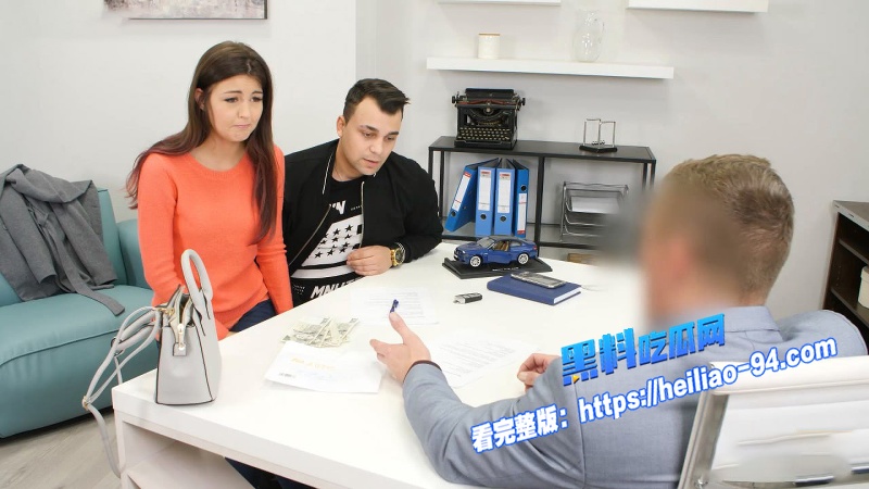钞能力绿帽搭讪 年轻夫妻买二手车没钱老婆直接卖身换车极致绿帽羞辱又刺激图4
