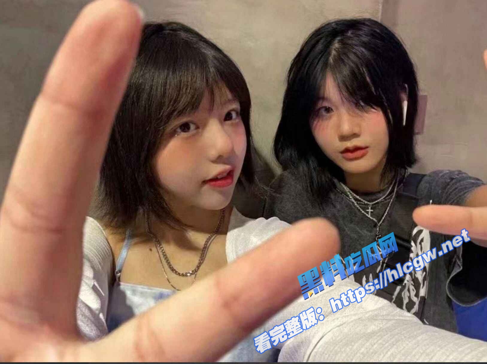 反差婊少女 李秋玥生活照