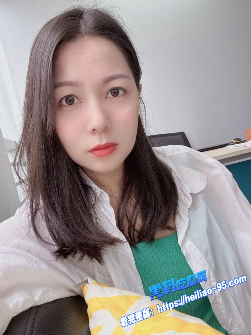 母子真实乱伦骚妈情趣睡衣勾引儿子客厅干到床上潮喷爱液痕迹布满全家6 母子真实乱伦骚妈情趣睡衣勾引儿子客厅干到床上潮喷爱液痕迹布满全家6