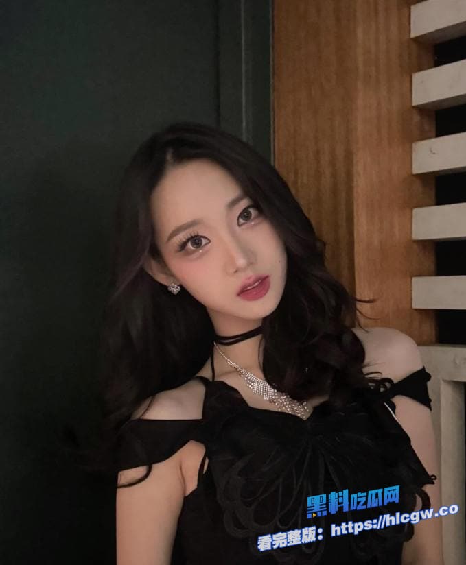 Weeekly前成员智允活动图 Weeekly前成员智允活动图