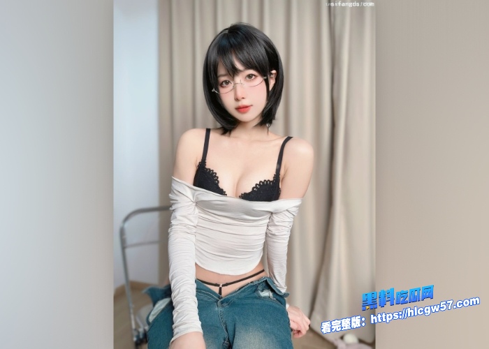 推特性感翘臀大长腿布丁大法 7月最新资源流出超细丁字裤勒逼露肥两瓣绝对性感女神 图19