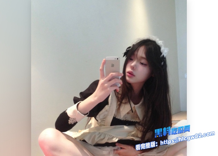 推特高颜值好身材少女御姐小小绘0507Huihui 大尺度金主福利视频完整版曝光白虎馒头逼看着是真的不错 图1 推特高颜值好身材少女御姐小小绘0507Huihui 大尺度金主福利视频完整版曝光白虎馒头逼看着是真的不错 图1