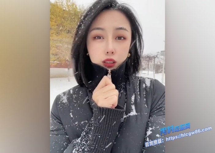 禁忌黑丝脚交性感母亲玉足撸儿子鸡巴 2 禁忌黑丝脚交性感母亲玉足撸儿子鸡巴 2