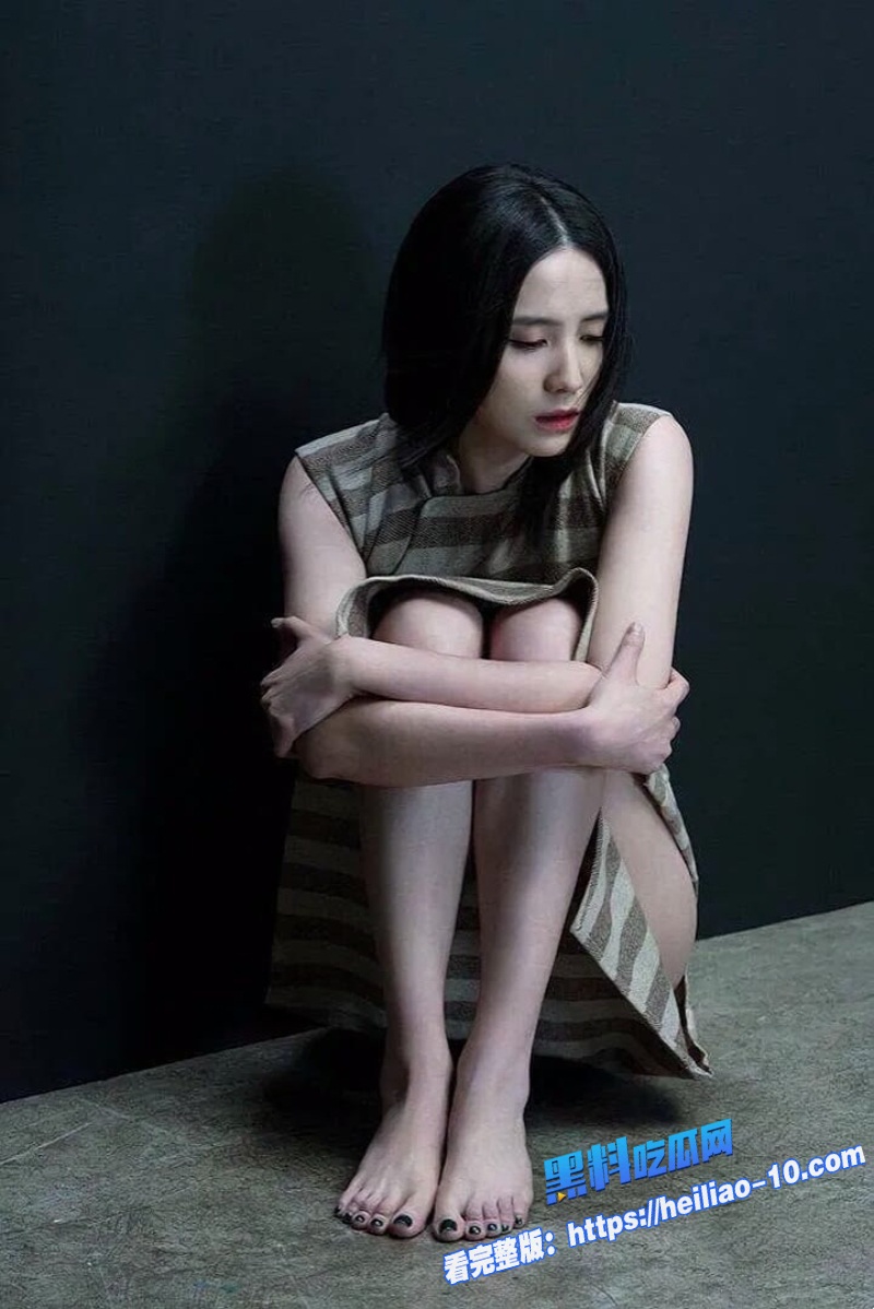 AI明星换脸顶流人气女明星宋佳化身黑丝淫娃修长美腿开叉到腰勾魂摄魄直接看湿4