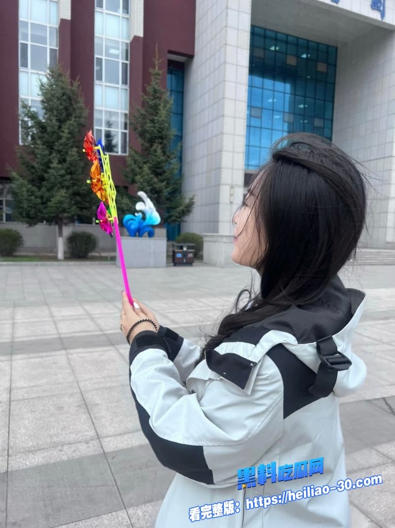 瓜友爆料南京某三甲医院女护士 江晓蔓在医院卫生间露出骚逼日常用茄子自慰视频泄密 10 瓜友爆料南京某三甲医院女护士 江晓蔓在医院卫生间露出骚逼日常用茄子自慰视频泄密 10