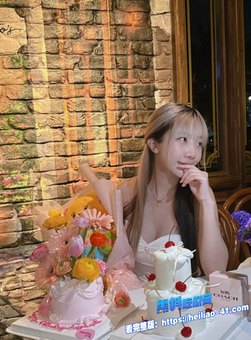高颜值精神小妹与男友性爱视频流出全程露脸极品粉嫩白虎被无套后入操到白浆直流7