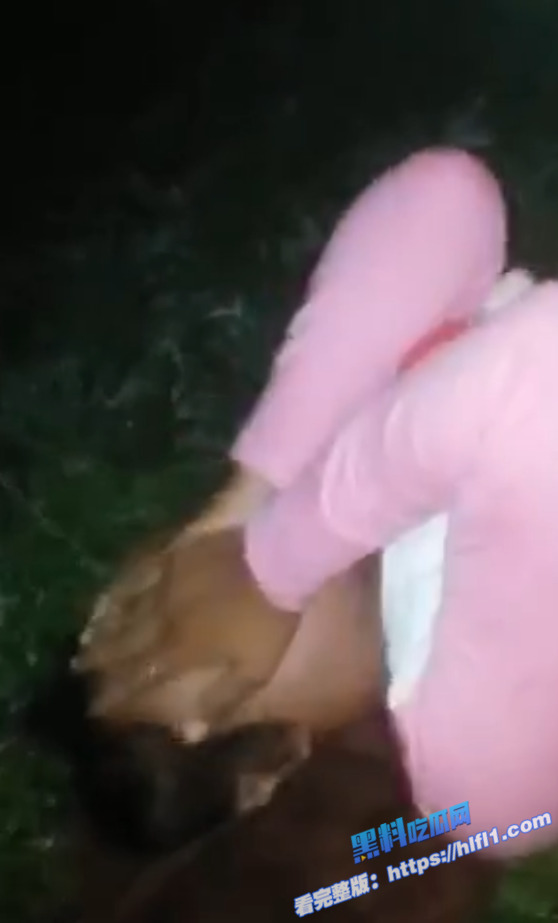 印度真实强奸！在野外找到落单女子就轮奸 阿三不愧是强奸犯罪率世界第一！图3