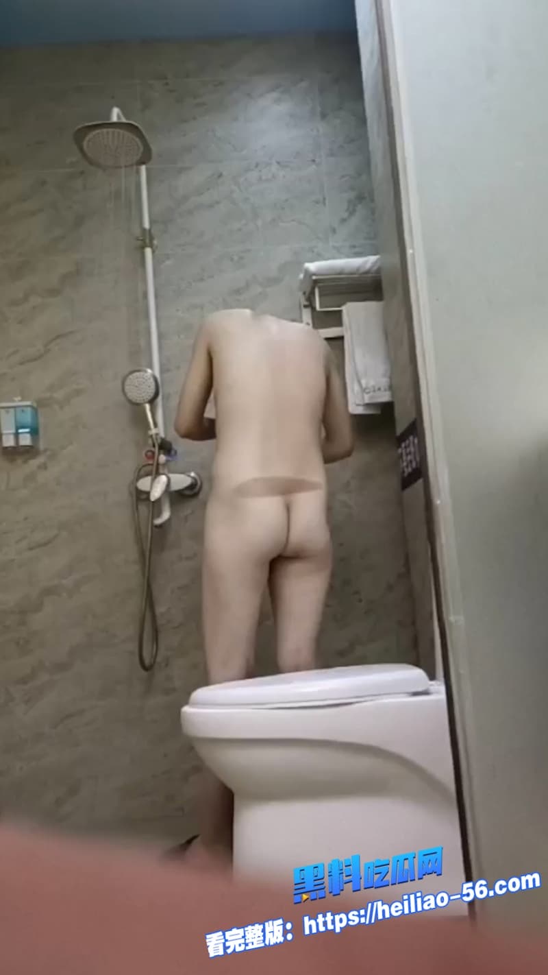 真实姐弟乱伦失恋姐姐浴室找弟弟散心谁知竟被按在墙上无套后入猛干最后骚穴直接被灌满精液 3 真实姐弟乱伦失恋姐姐浴室找弟弟散心谁知竟被按在墙上无套后入猛干最后骚穴直接被灌满精液 3
