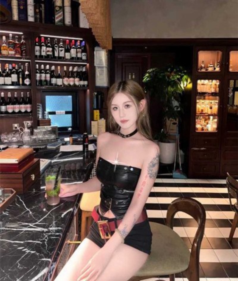河南某师范学院花臂精神小妹4