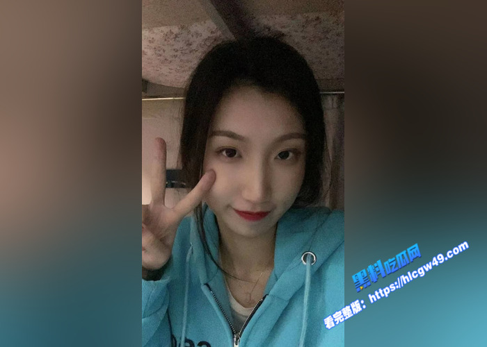 高颜值美女大学生 王雨辰 性爱视频被曝光 全程露脸被金主后入爆操 表情十分满足15
