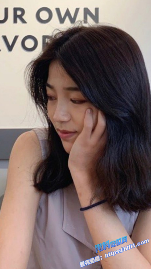 台湾美女保险推销媛 下班后应酬被客户灌醉带去酒店开房 性爱视频流出！图3