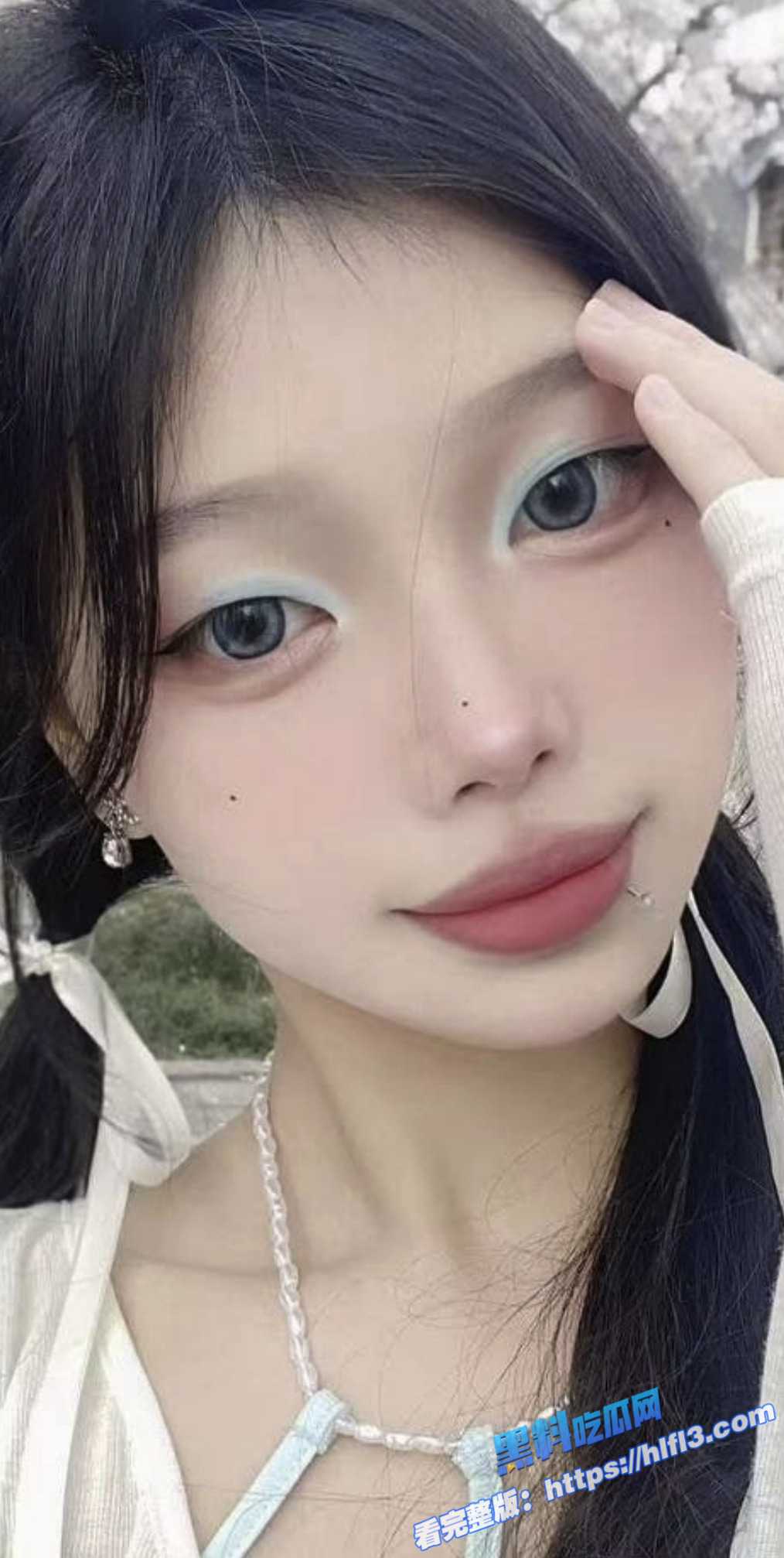 江西精神小妹 周芳霞 不雅私拍泄露 长腿玉足诱惑不断 全裸自慰只为取悦金主 骚气十足!4 江西精神小妹 周芳霞 不雅私拍泄露 长腿玉足诱惑不断 全裸自慰只为取悦金主 骚气十足!4