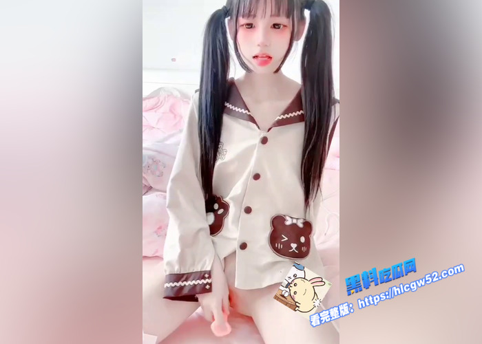 黑料PK！巨乳福利姬 Saizneko VS 贫乳小萝莉 小雯宝宝 巨乳萌妹和贫乳萝莉都是人间珍宝 你喜欢谁8