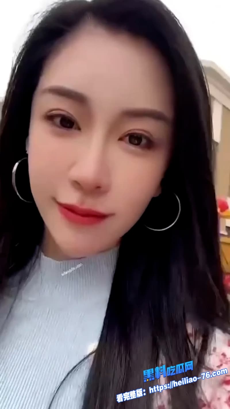 上海静安原少儿节目主持人妈妈带舞蹈生女儿下海母女双飞订单爆火外围圈5