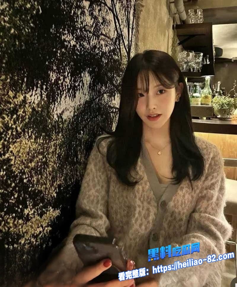 IG中单Rookie女友深夜撕逼狂揭前任小钰自杀逼房偷手机猛料反被甩出不雅私拍8