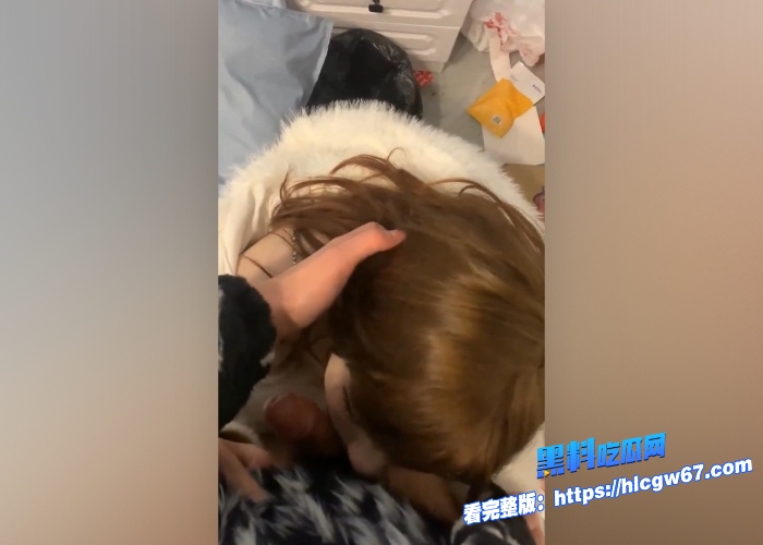 浙江大一清纯学妹被富二代男友调教视频曝光这么可爱的妹子直接就是大屌怼脸精液灌嘴硬生生调教成专属母狗 图6 浙江大一清纯学妹被富二代男友调教视频曝光这么可爱的妹子直接就是大屌怼脸精液灌嘴硬生生调教成专属母狗 图6