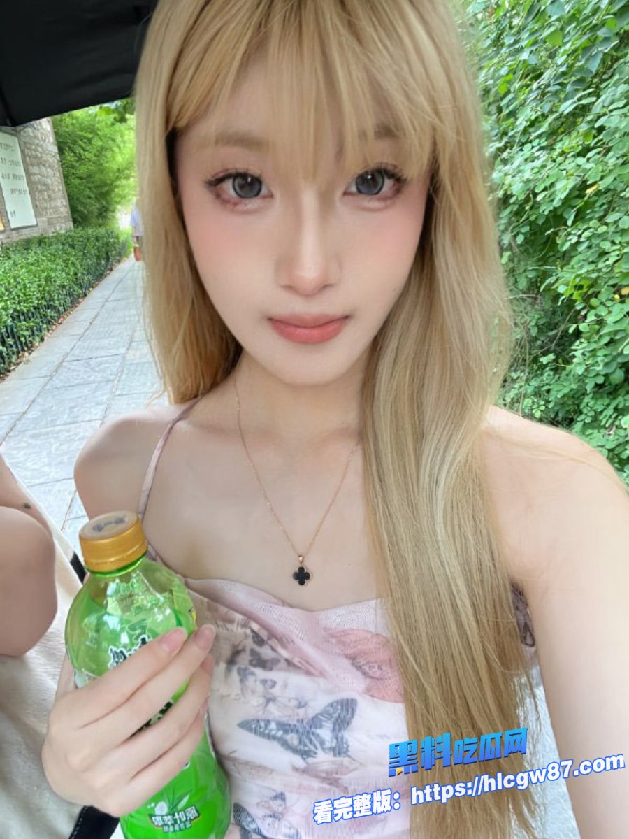 山东潍坊艺校小花旦赵思珊的私密视频全网炸锅了 7 山东潍坊艺校小花旦赵思珊的私密视频全网炸锅了 7