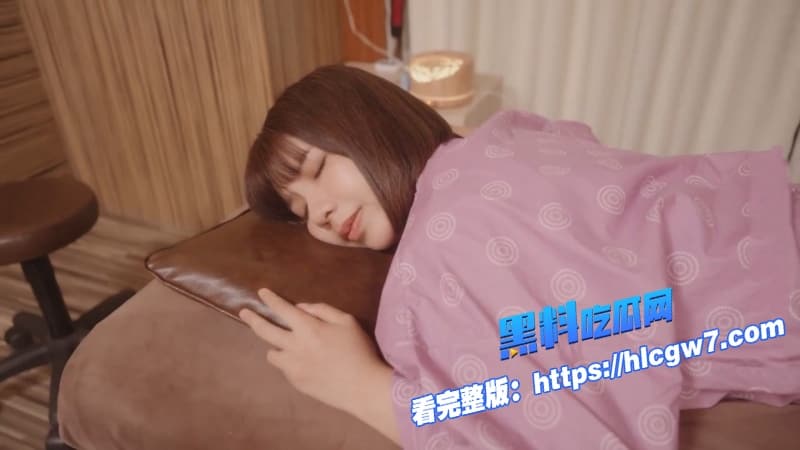 极品短发巨乳小姐姐台湾高级洗浴中心沦陷男技师神技按摩直接征服1
