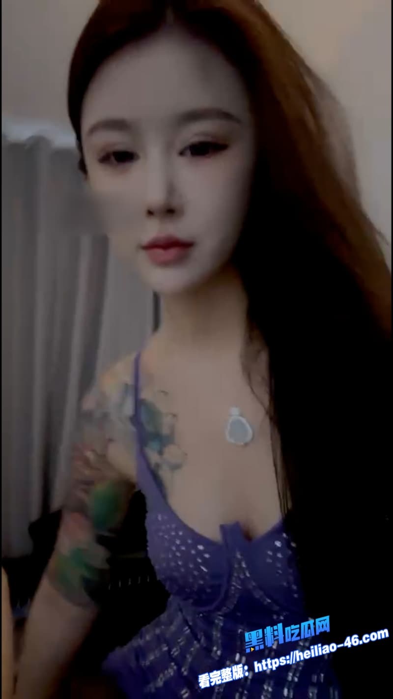 猎奇重口高颜值女王伊楠身穿黑丝全程露脸SM疯狂调教男友高跟插马眼那段是真的炸裂7 猎奇重口高颜值女王伊楠身穿黑丝全程露脸SM疯狂调教男友高跟插马眼那段是真的炸裂7