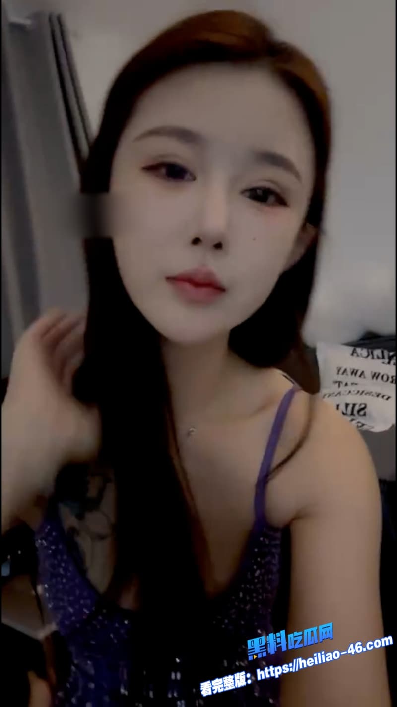 猎奇重口高颜值女王伊楠身穿黑丝全程露脸SM疯狂调教男友高跟插马眼那段是真的炸裂9 猎奇重口高颜值女王伊楠身穿黑丝全程露脸SM疯狂调教男友高跟插马眼那段是真的炸裂9