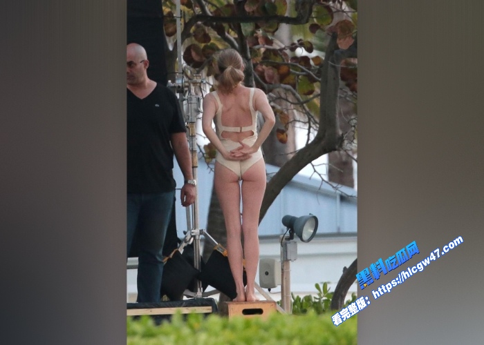 北美小花旦阿曼达·塞弗里德(Amanda Seyfried真空露逼写真与性爱视频整理符合亚洲审美的女星 图7WH700x500px 北美小花旦阿曼达·塞弗里德(Amanda Seyfried真空露逼写真与性爱视频整理符合亚洲审美的女星 图7WH700x500px