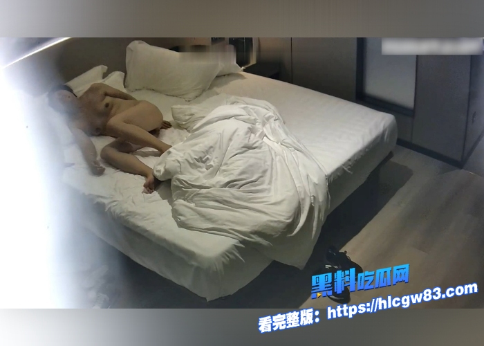 绝美短发少妇 梁梁 出轨视频黑料吃瓜网独家爆料 多角度爆操抽插 完美身材诱惑爆表2