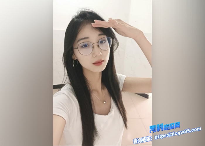 湖北科技学院霍西梅文静学霸极致反差交友软件约炮酒店大战被炮友按着干茶几都给整垮了笑喷 1 湖北科技学院霍西梅文静学霸极致反差交友软件约炮酒店大战被炮友按着干茶几都给整垮了笑喷 1