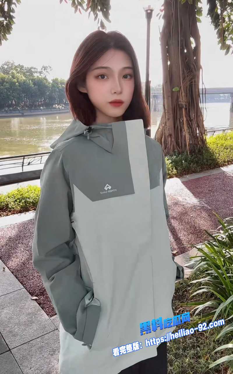 抖音百万网红羊肉串国外街头亲吻黑人主动开房3 抖音百万网红羊肉串国外街头亲吻黑人主动开房3