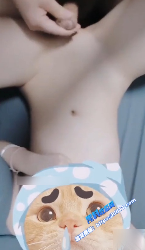 真实父女乱伦！顶级萝莉小女儿 以喊闺女起床为借口乘机插入 直接爆操女儿白虎嫩穴！ 图4