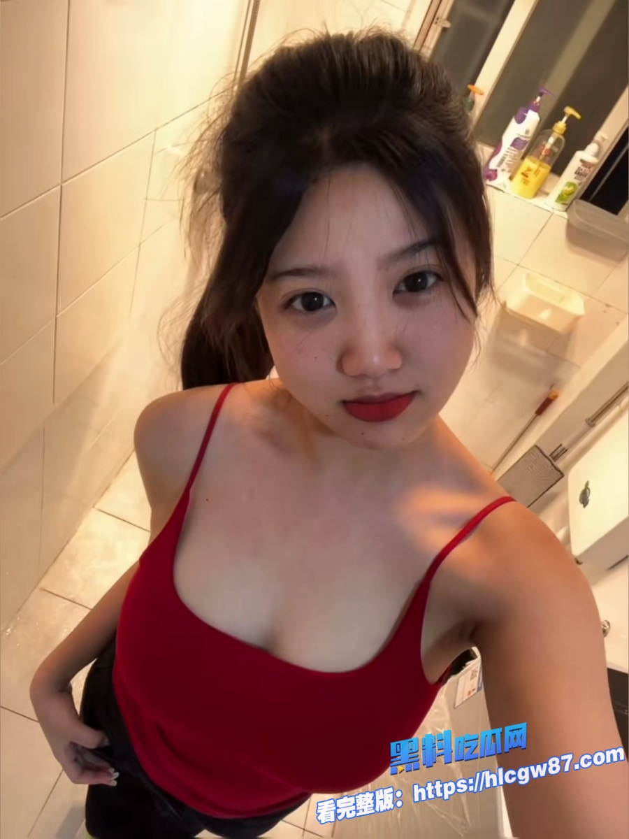 震惊变态父亲直播强奸亲生女儿12 震惊变态父亲直播强奸亲生女儿12