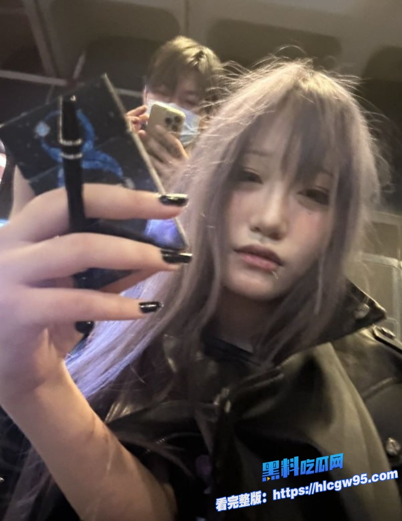 08年精神小妹与男友私密视频流出 1