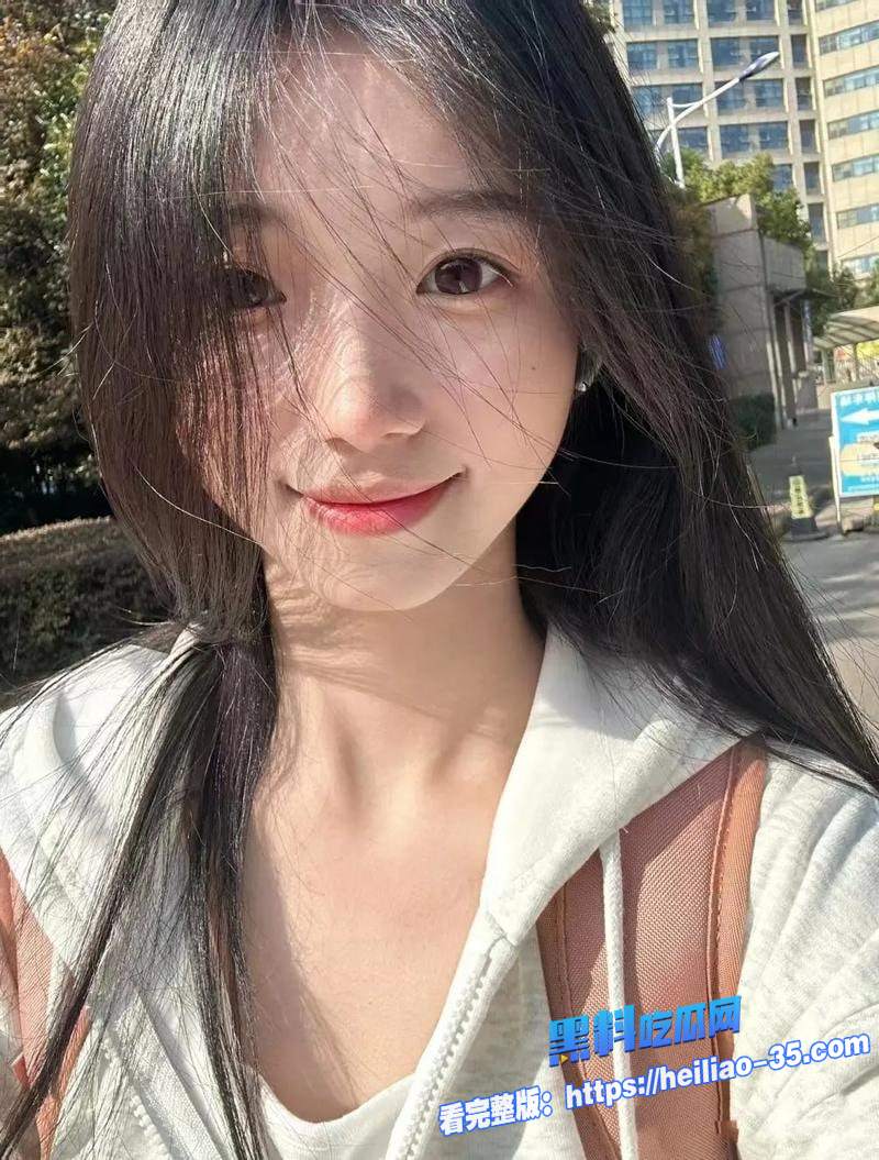父女乱伦这么漂亮的白虎女儿被兽父侵犯内射清纯少女彻底沦陷1