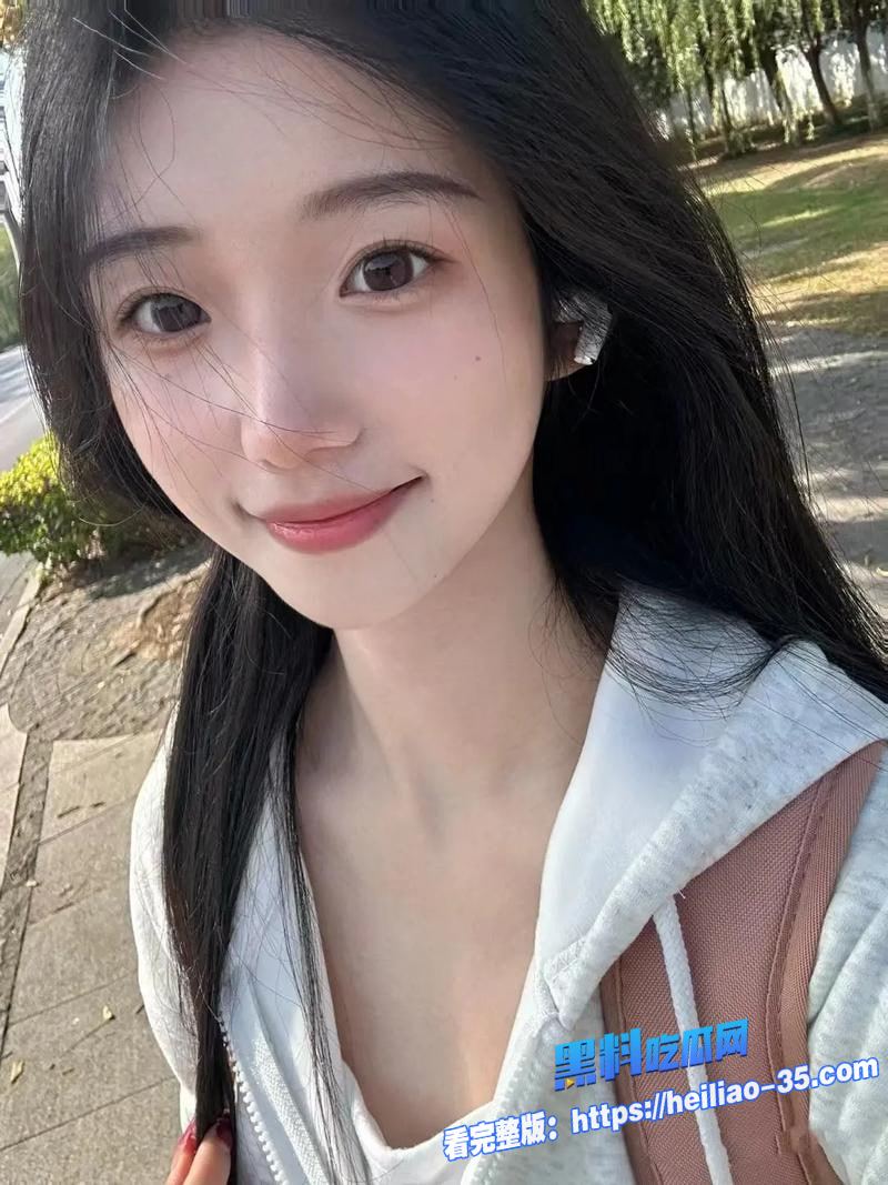父女乱伦这么漂亮的白虎女儿被兽父侵犯内射清纯少女彻底沦陷2