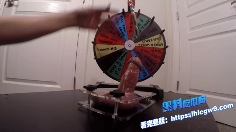 猎奇重口极品富婆疯狂调教小鲜肉马眼主动骑乘到肉棒上狂摇 4 猎奇重口极品富婆疯狂调教小鲜肉马眼主动骑乘到肉棒上狂摇 4