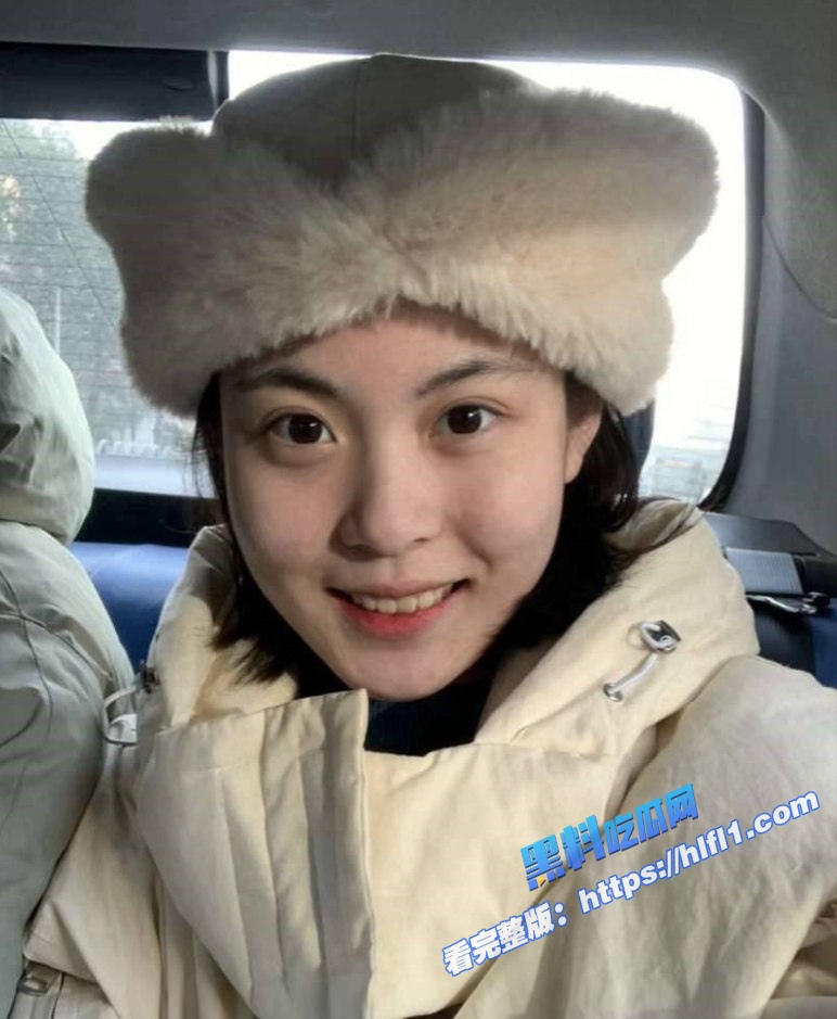 长相清纯可爱的妹子 在酒店被男友疯狂抽插爆操 插到强制高潮 都把妹子操哭了！3