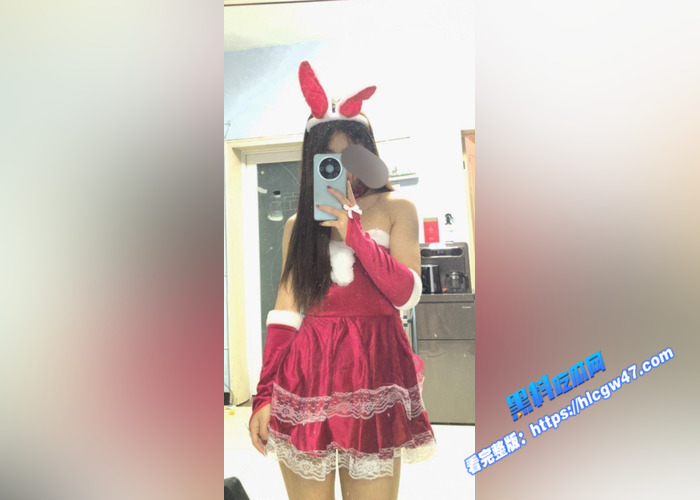 重庆极品网红美女 李丽欣 与男友自拍性爱视频曝光 跪地深喉大屌 小穴被后入爆操3