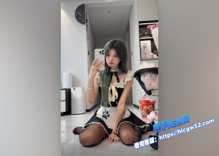 抖音反差网红小研my被扒私下竟然是推特福利姬金主定制视频曝光清楚的面容私下如此淫荡反差感十足 图6WH700x500px 抖音反差网红小研my被扒私下竟然是推特福利姬金主定制视频曝光清楚的面容私下如此淫荡反差感十足 图6WH700x500px