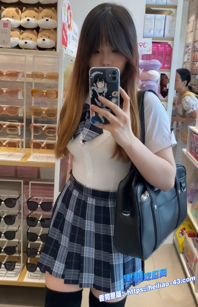贵州师范大学反差刘觅与男友做爱视频惨遭曝光3